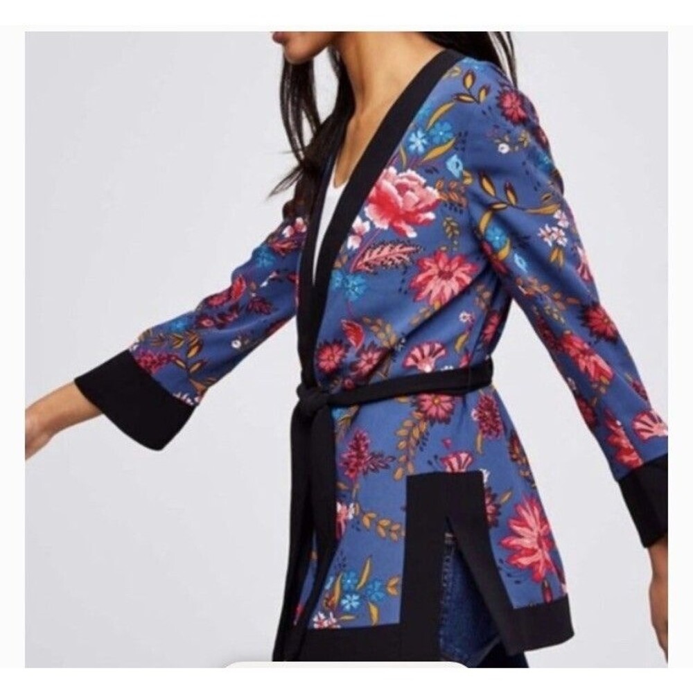 LOFT Plus Wildflower Kimono Jacket Wrap with Belt Size Small